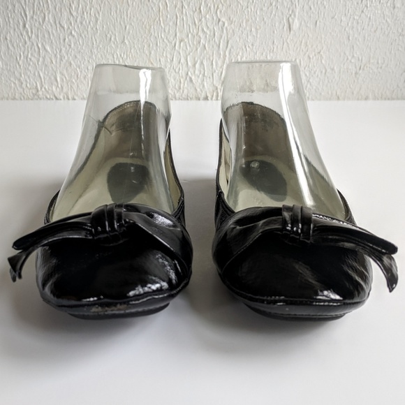 Black Patent Flats Bow Nine West EUC - Picture 3 of 8